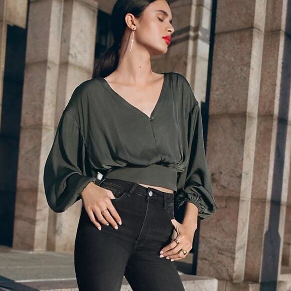 NWT BY ANTHROPOLOGIE Tie-Waist Blouse Moss Green XS - Picture 1 of 7